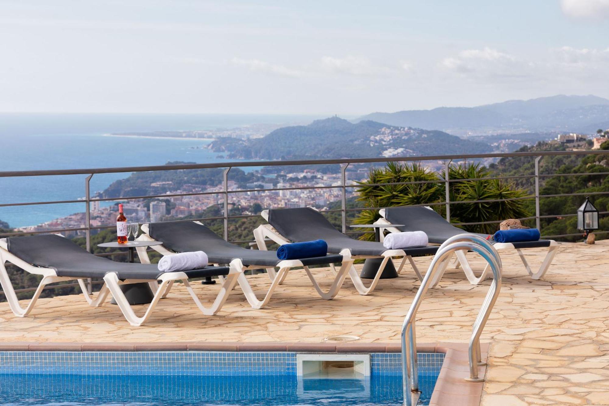 Villa Joie De Vivre Lloret de Mar